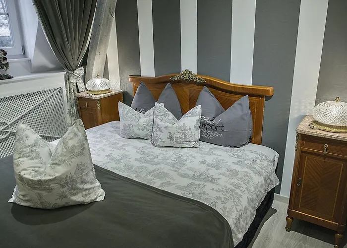 Hotel Dependance Maison Geron 3*